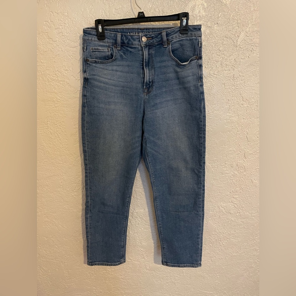 American Eagle Mom Jeans